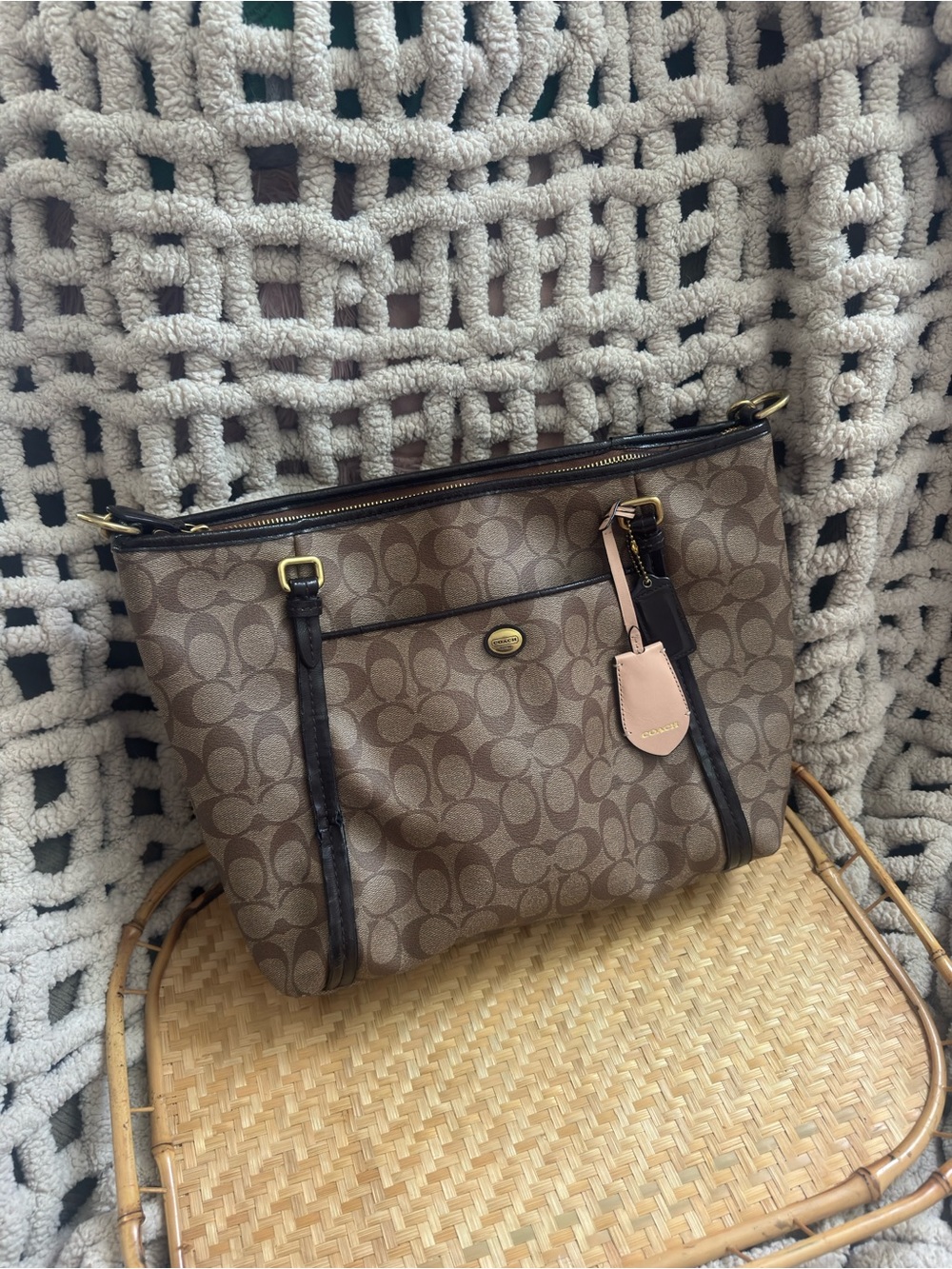 Coach Signature Logo Brown Medium Shoulder Bag